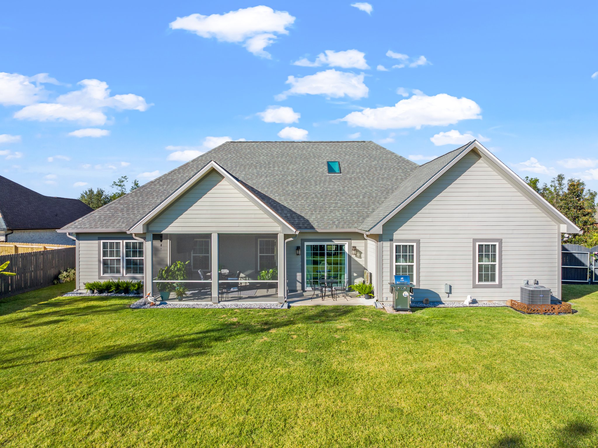 130 Lake Merial Blvd, Southport, FL 32409, USA Photo 11