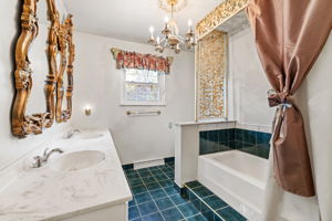  Photo 24
