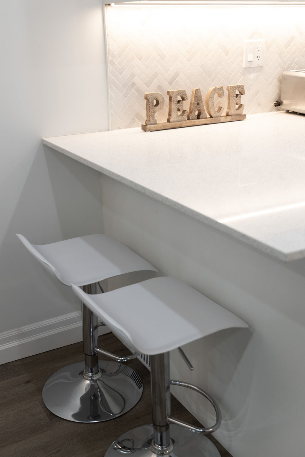 Toronto property showcase — delivered property photograph 25