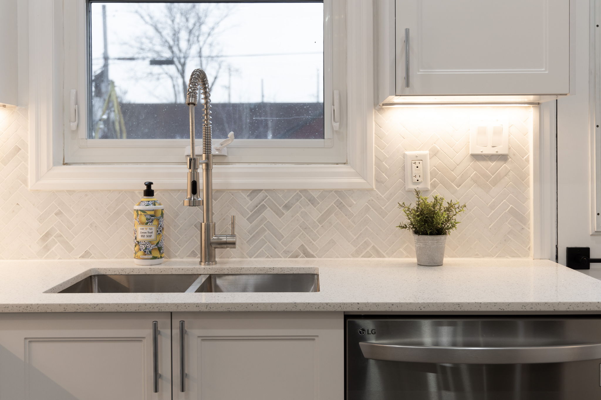 Toronto property showcase — delivered property photograph 27