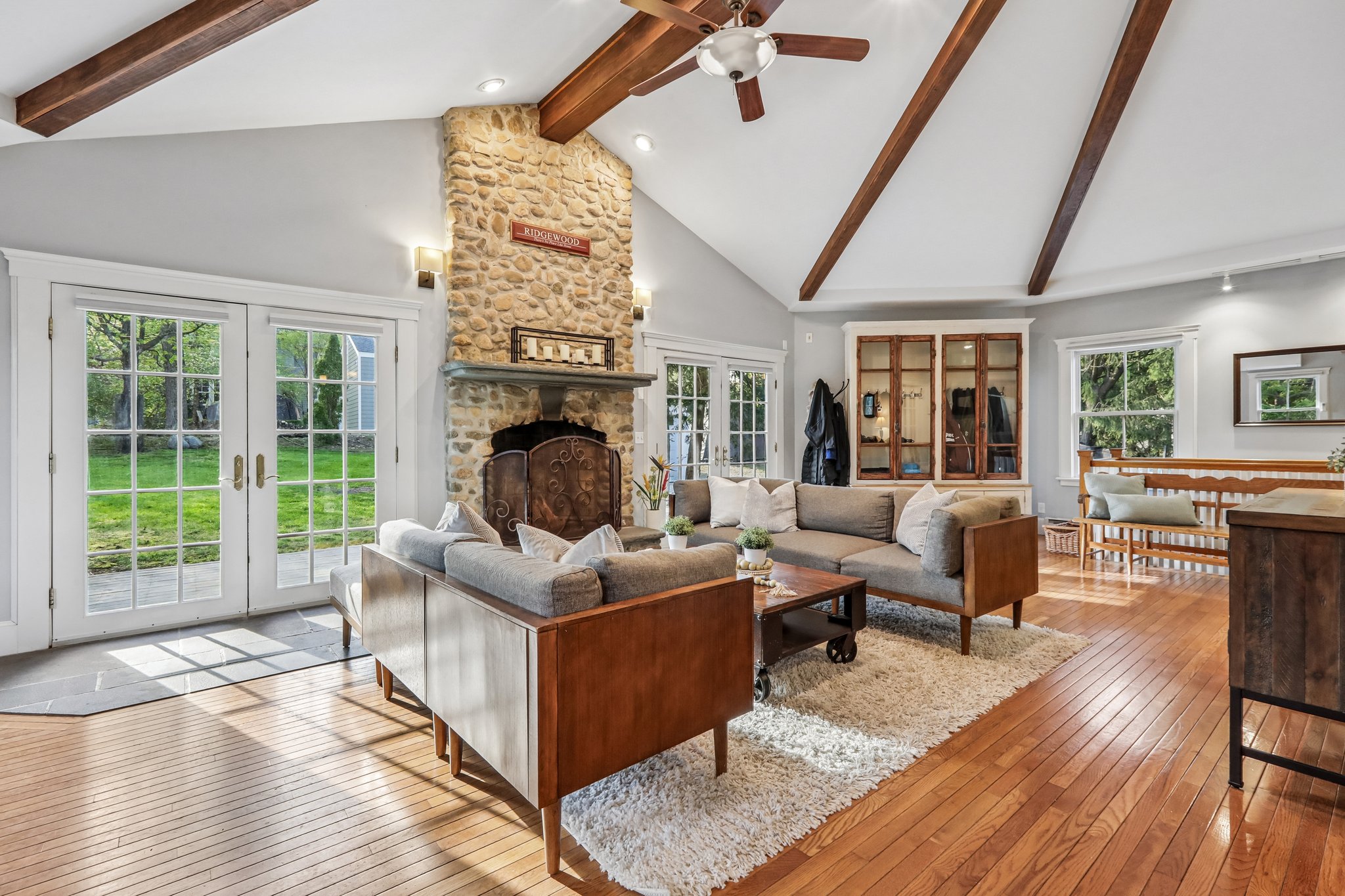 N Maple Ave-S2204-019.jpg