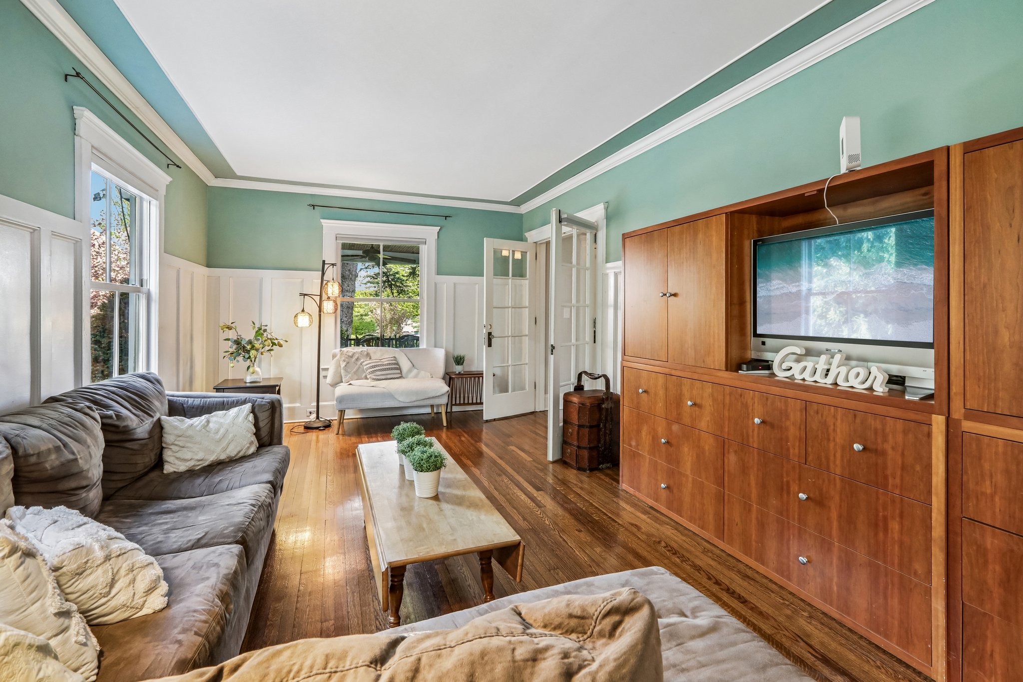 N Maple Ave-S2204-028.jpg