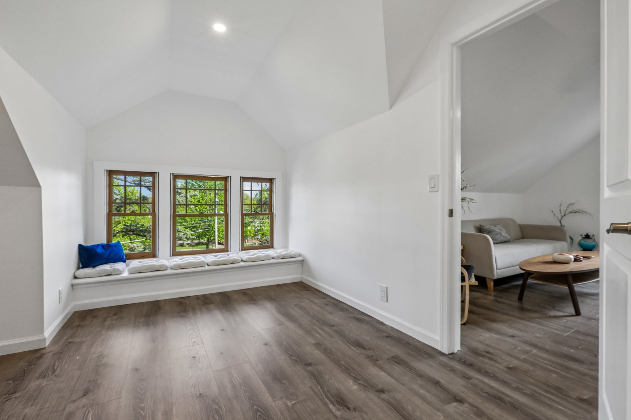 N Maple Ave-S2204-057.jpg