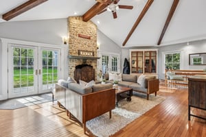 N Maple Ave-S2204-019.jpg