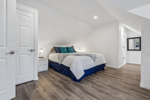 N Maple Ave-S2204-055.jpg