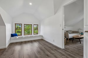 N Maple Ave-S2204-057.jpg