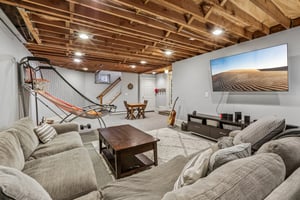 N Maple Ave-S2204-073.jpg