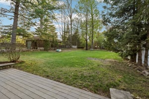 N Maple Ave-S2204-086.jpg