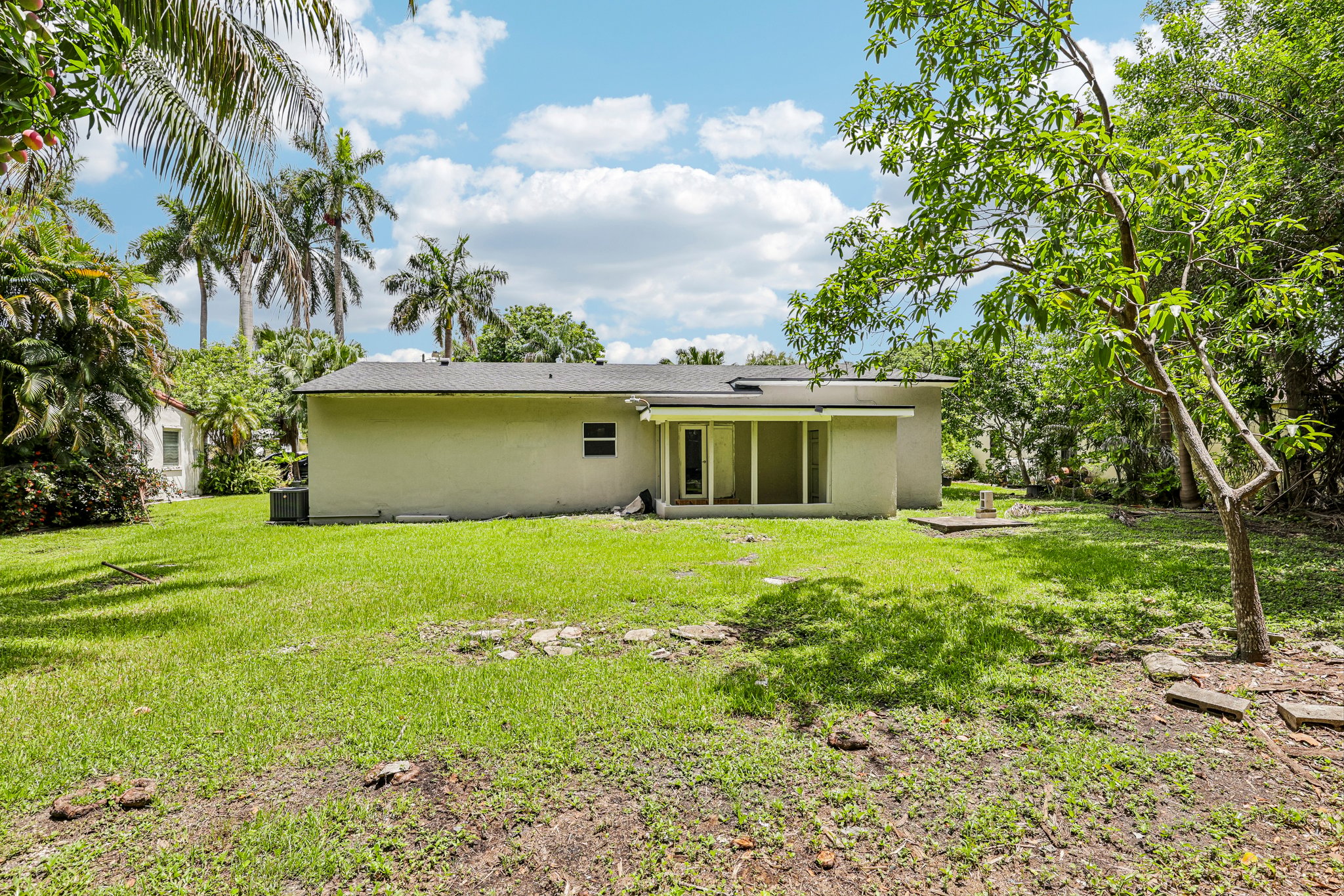 NW 85th St-S0407-028.jpg