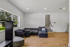 NW 85th St-S0407-005.jpg