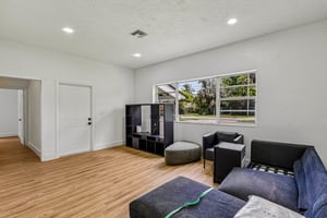 NW 85th St-S0407-008.jpg