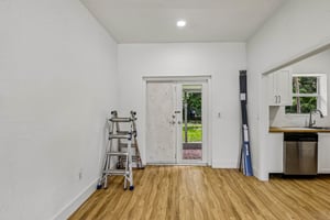 NW 85th St-S0407-010.jpg