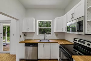 NW 85th St-S0407-013.jpg