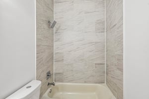 NW 85th St-S0407-020.jpg