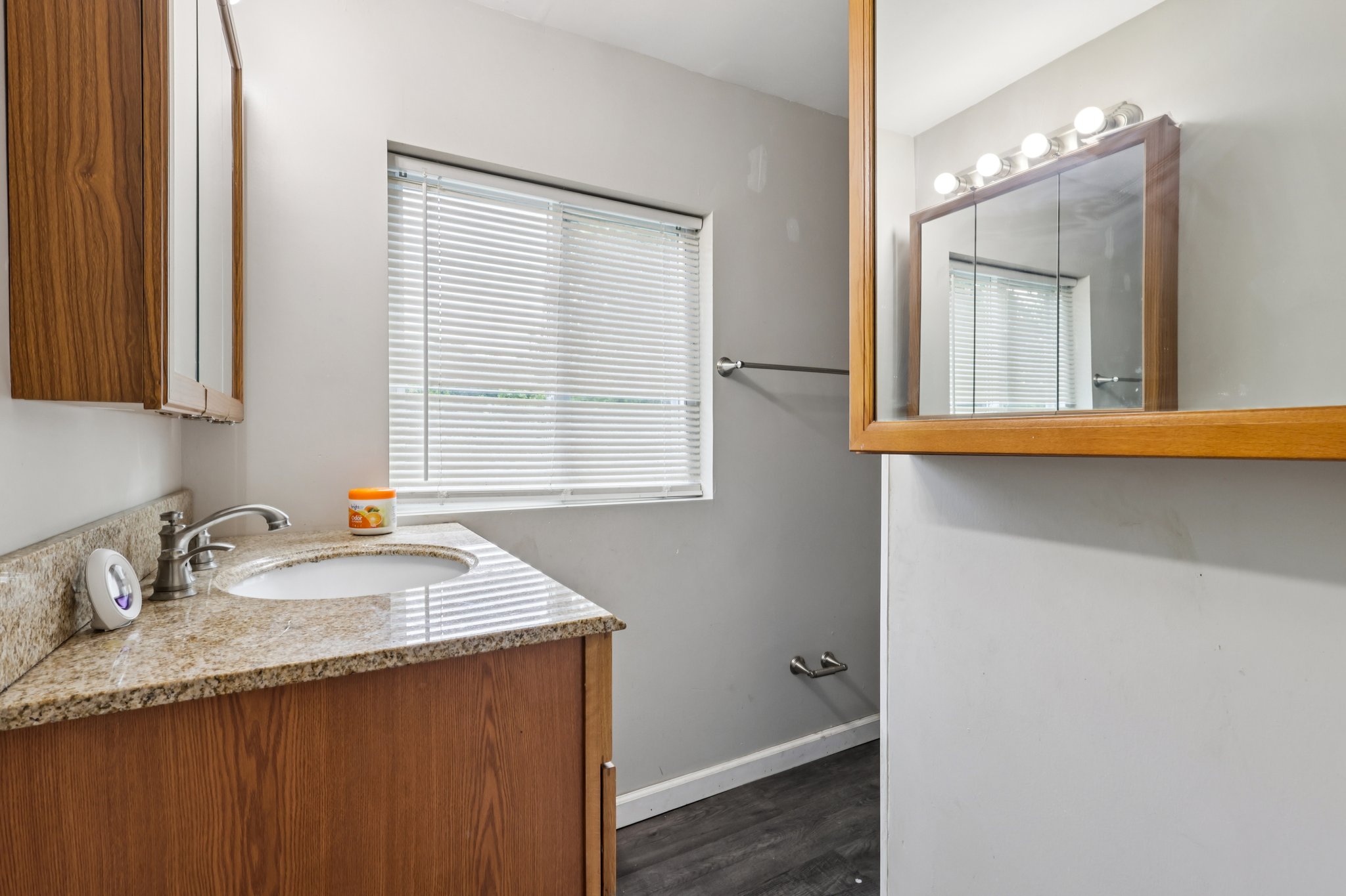 Pershing Blvd-S2806-023.jpg