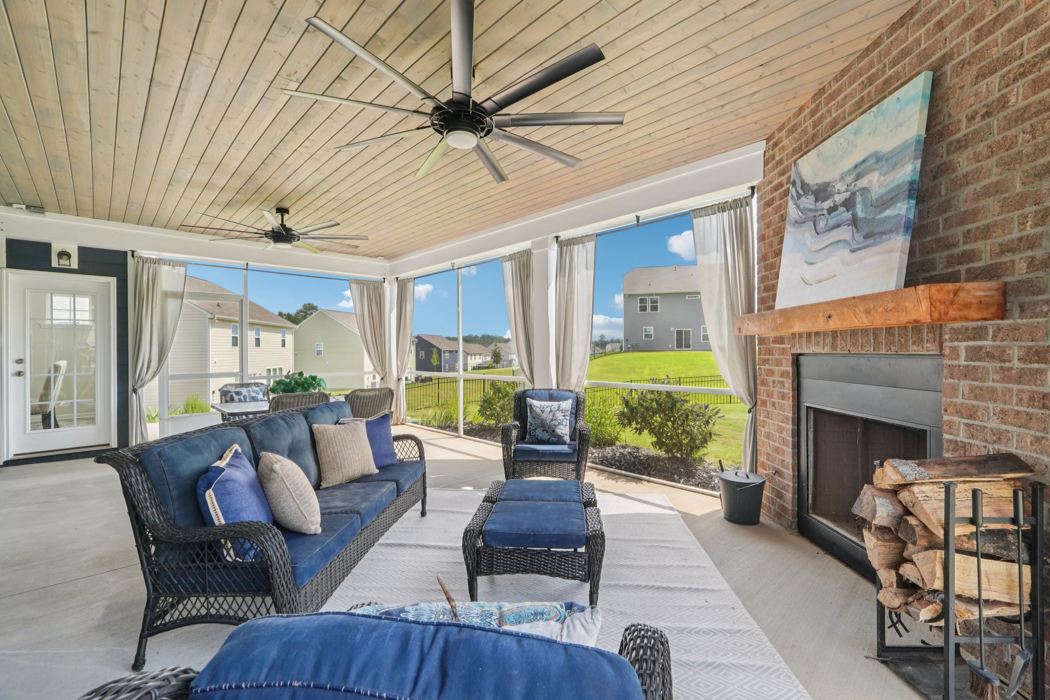 Rooster Tail Ln-S2108-018.jpg