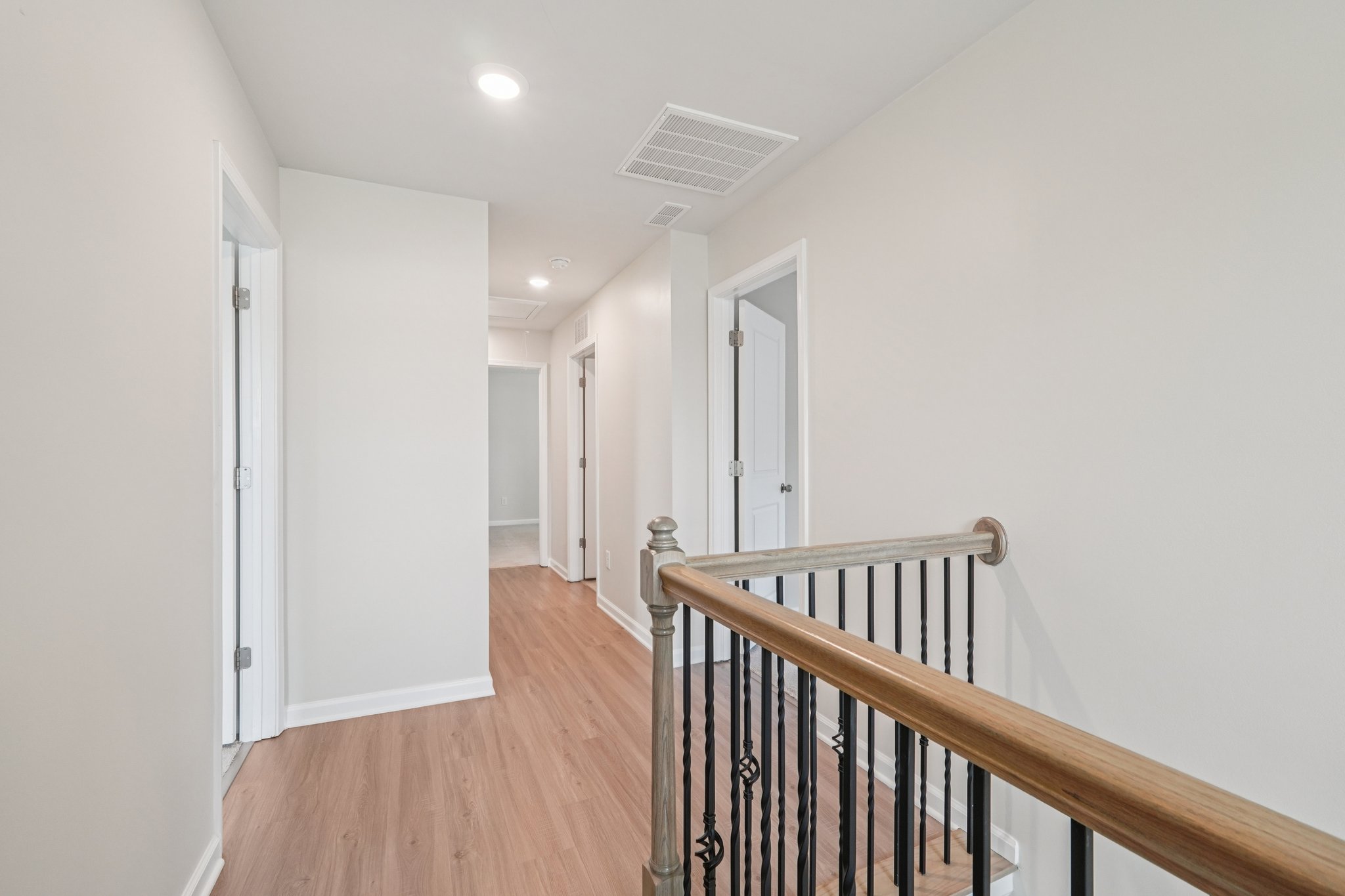 Rooster Tail Ln-S2108-030.jpg