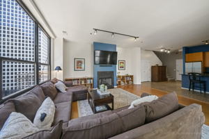  130 S Canal St 9M, Chicago, IL 60606, US Photo 7