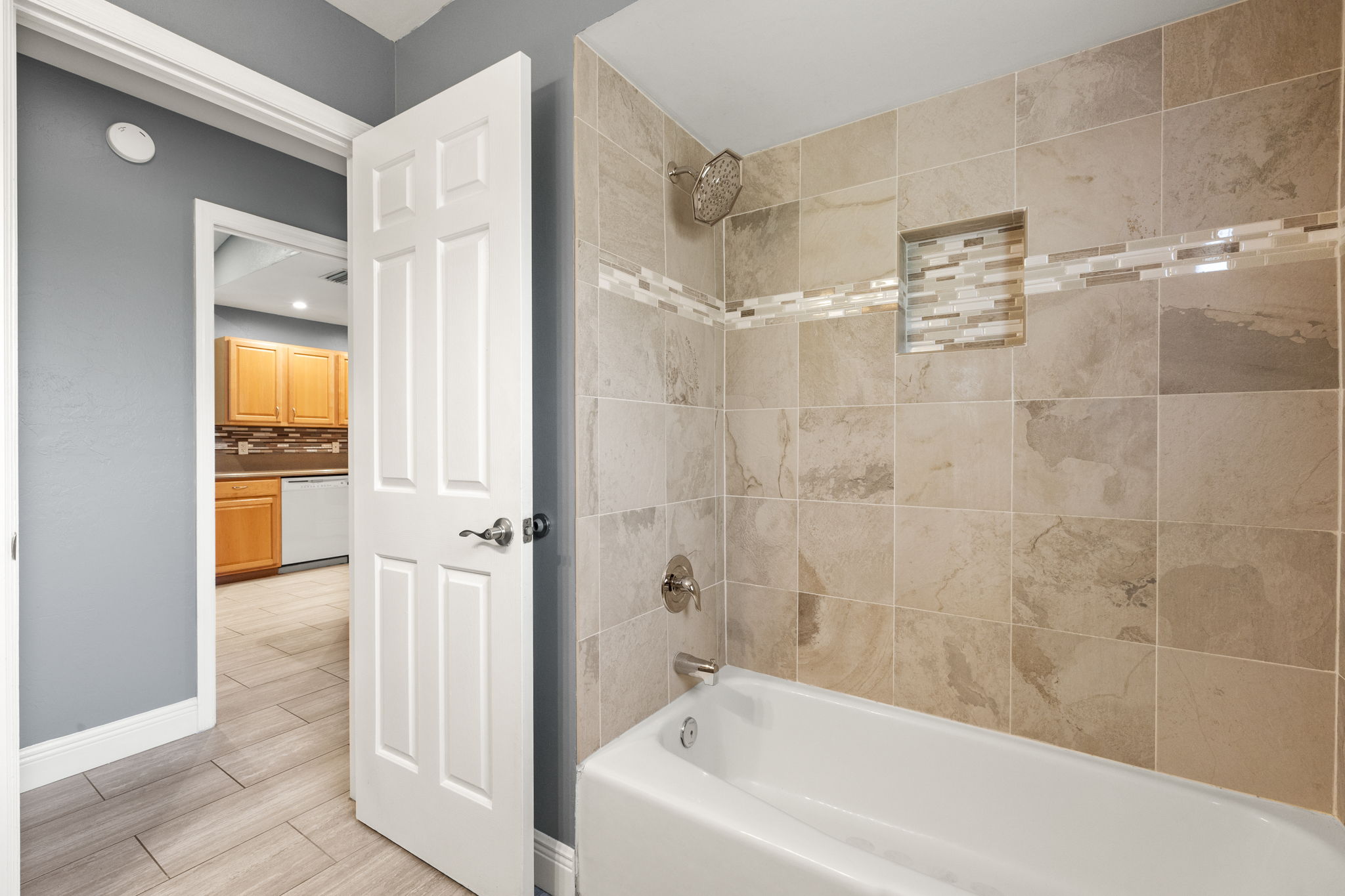 Guest Bathroom 2 of 2