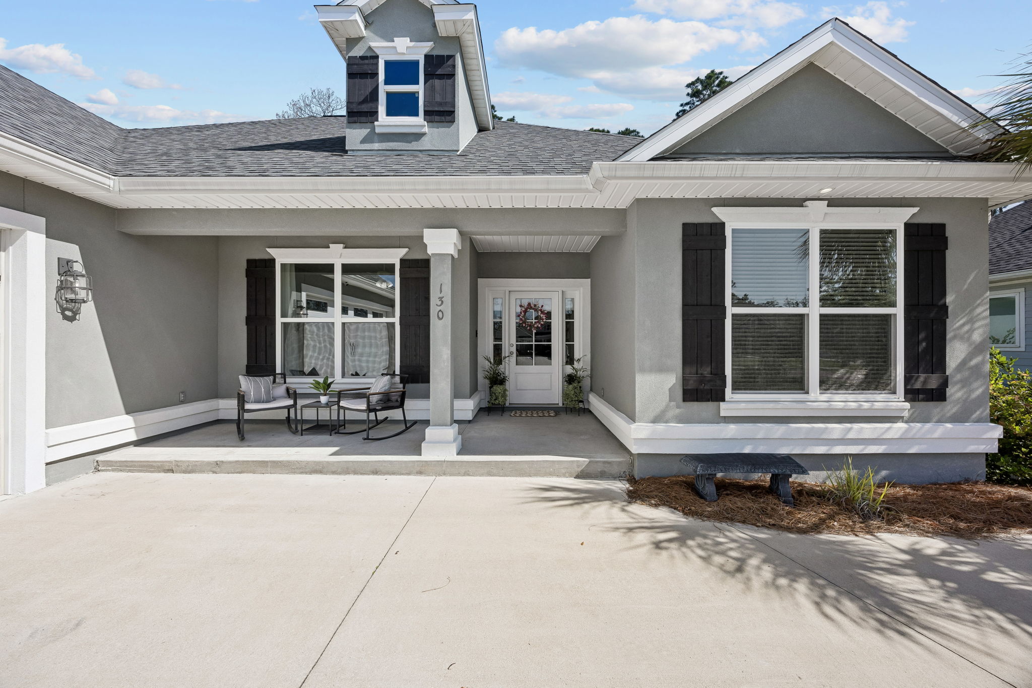 Front Entry Detail