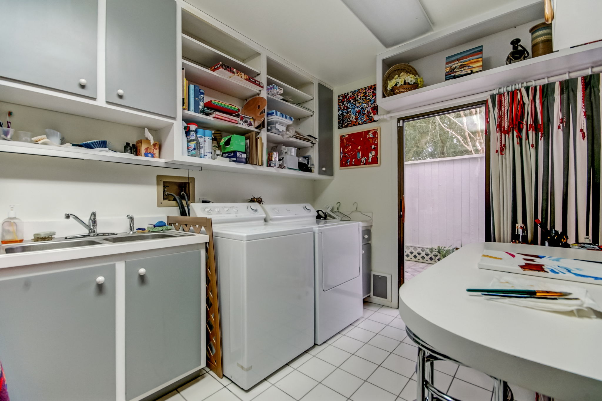 Laundry Room/Craft Room