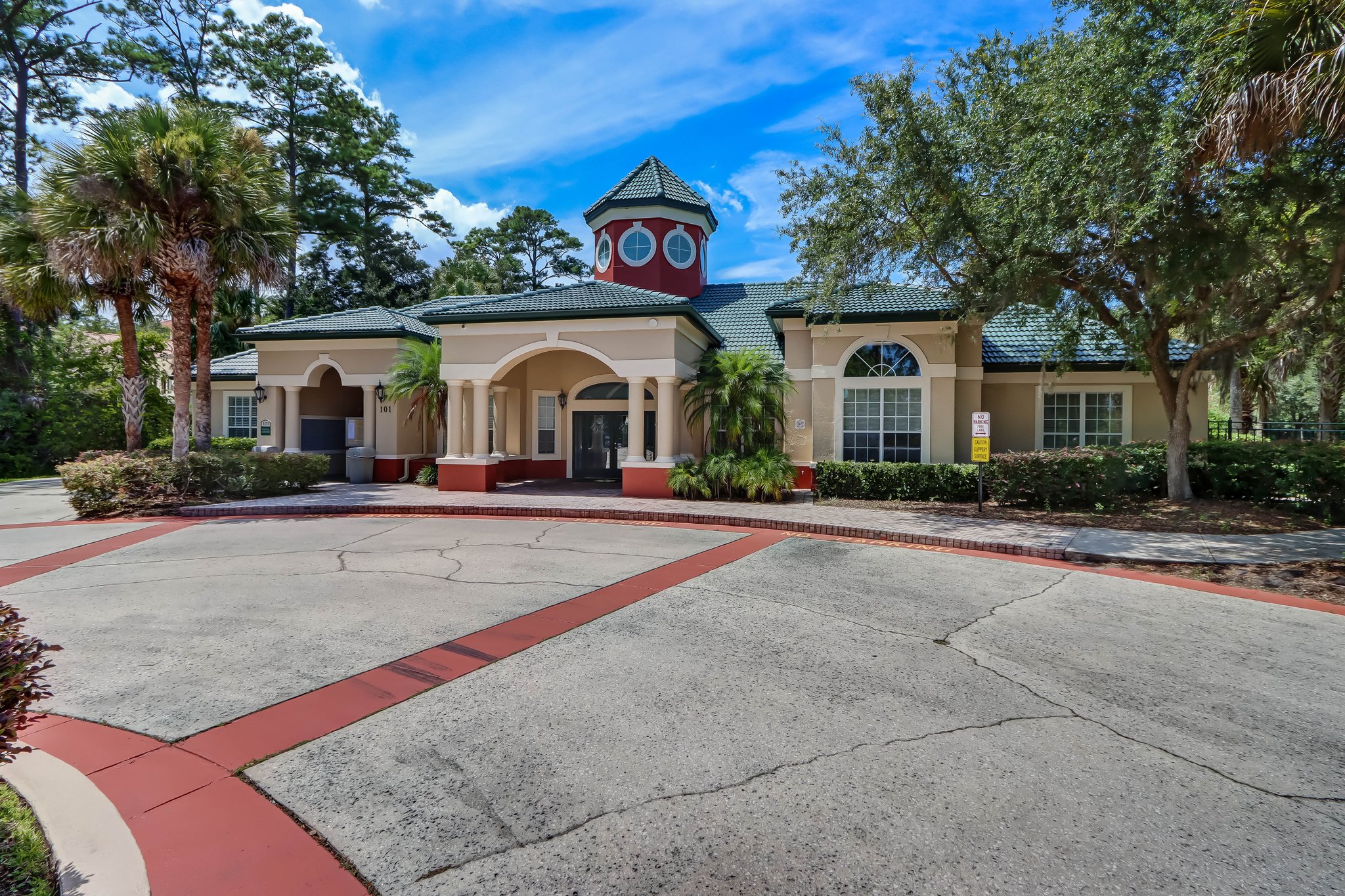 Grand Cay Villas