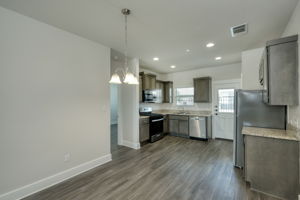 Dining/Kitchen