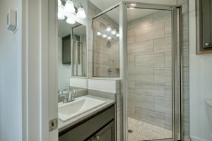 Hall Bathroom