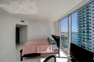 Brickell Bay Dr Unit 3606-013