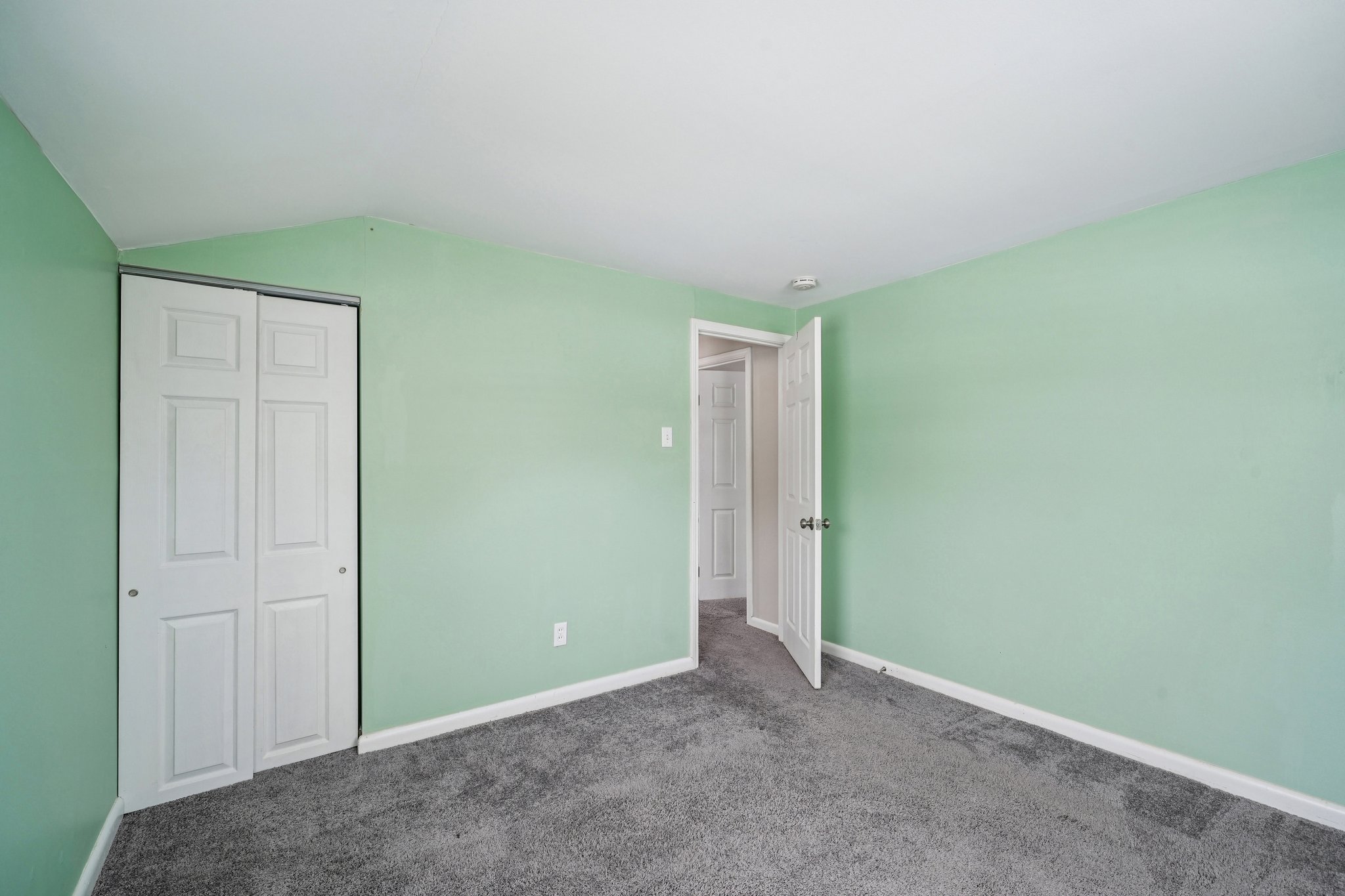 Cedar Ave-S0702-023.jpg