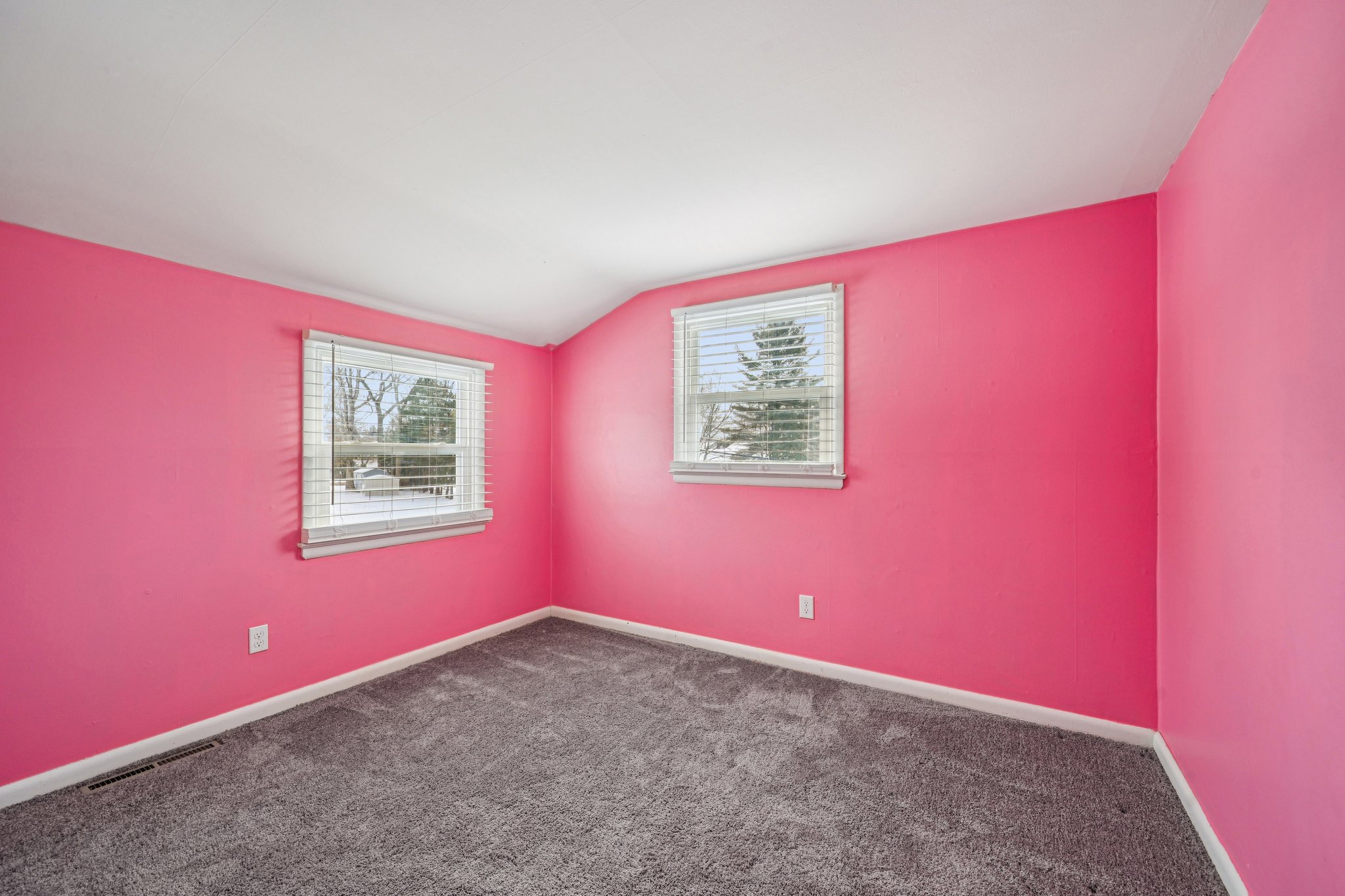 Cedar Ave-S0702-026.jpg