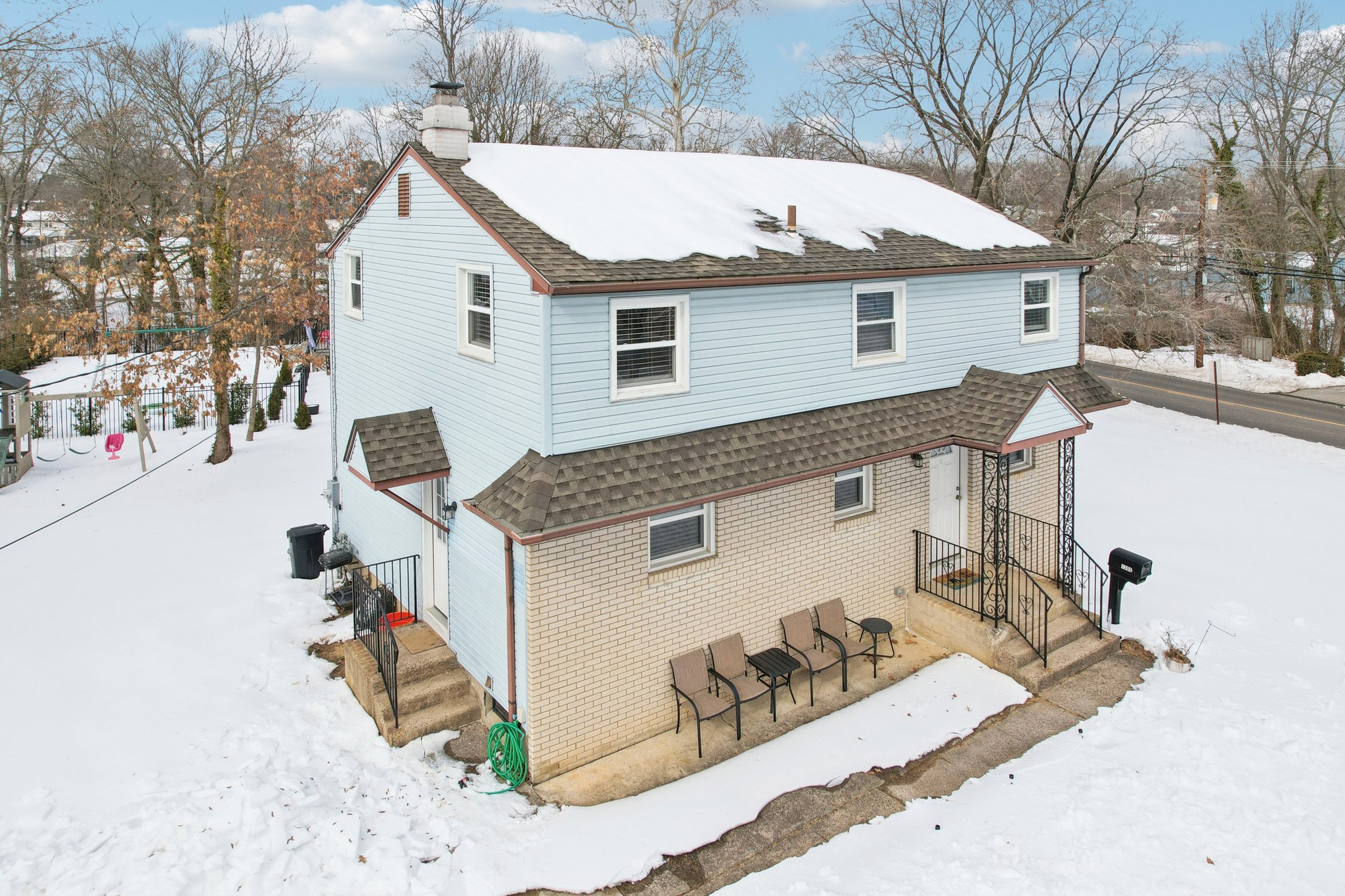 Cedar Ave-S0702-043.jpg