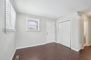 Cedar Ave-S0702-011.jpg