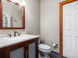  Photo 44