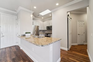 Grand St-S0602-009.jpg