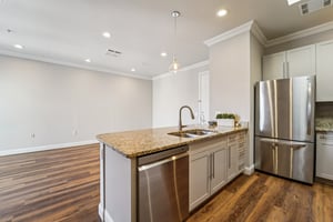 Grand St-S0602-010.jpg