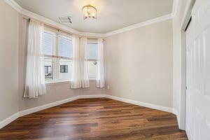 Grand St-S0602-018.jpg