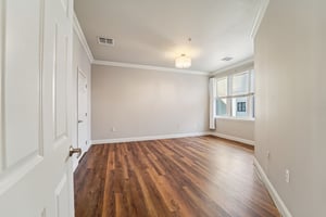 Grand St-S0602-022.jpg