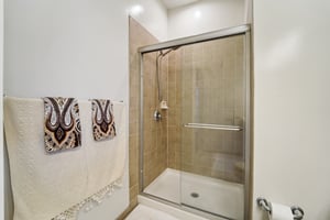 Grand St-S0602-027.jpg