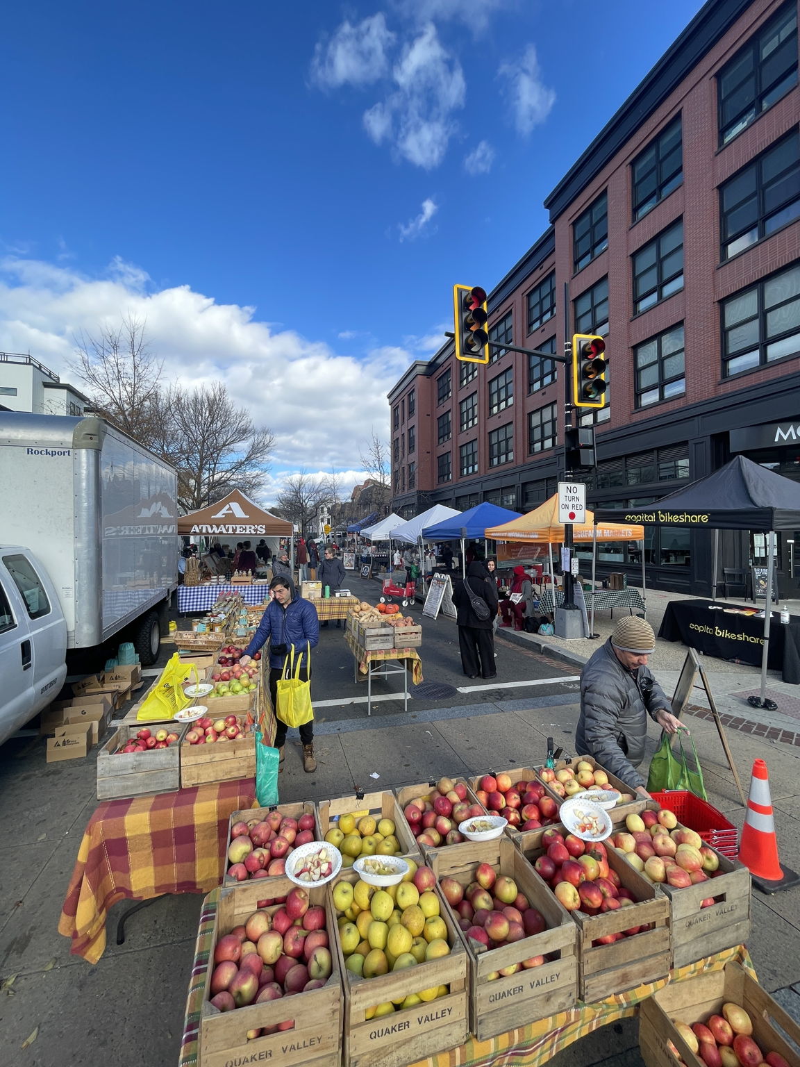 H Street Fresh Farm Market (1/2 block!)