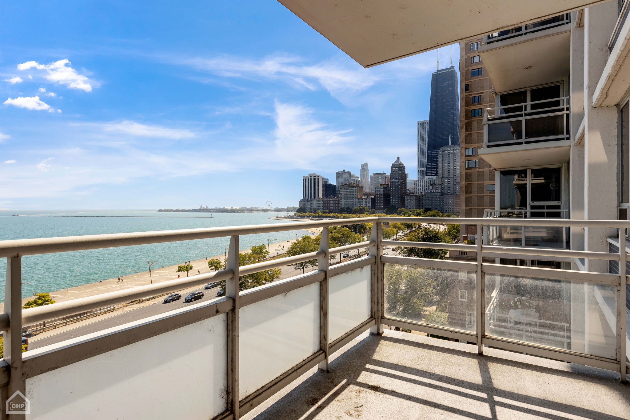 1300 N Lake Shore Dr 8C_031