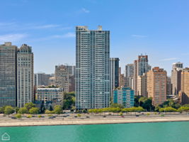 1300 N Lake Shore Dr 8C_004