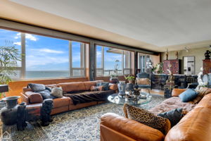 1300 N Lake Shore Dr 8C_008