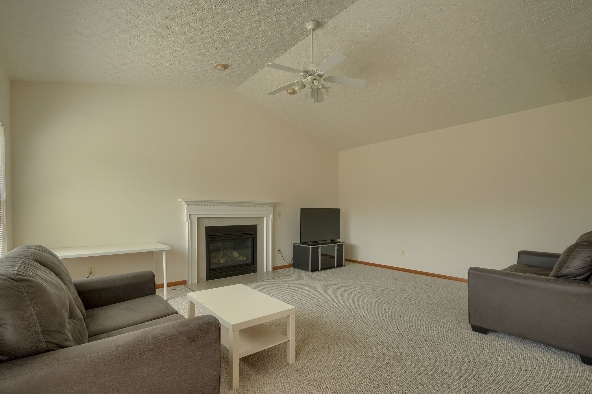 1300 Sotherby Crossing (40)