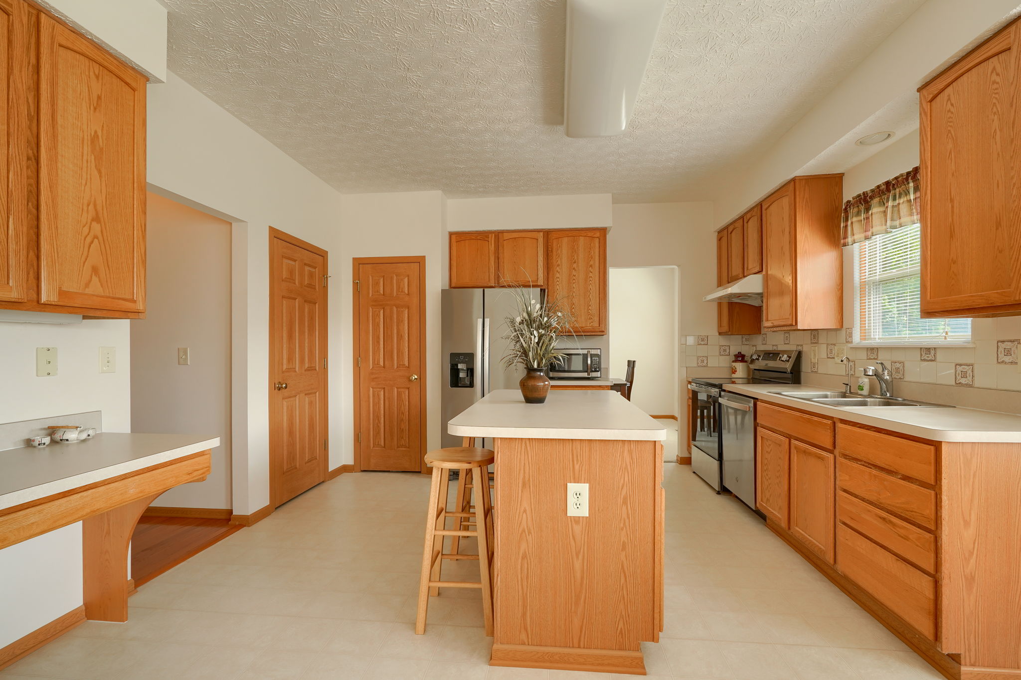 1300 Sotherby Crossing (45)