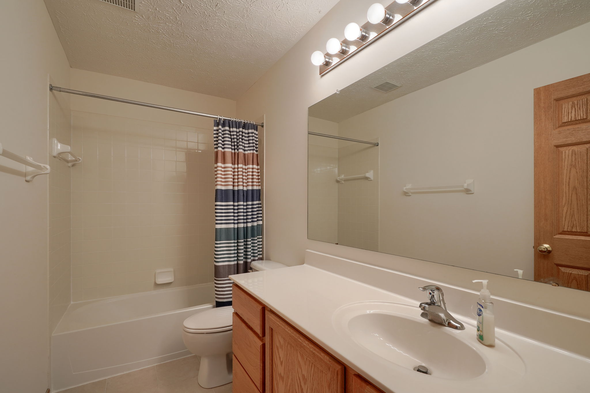 1300 Sotherby Crossing (50)