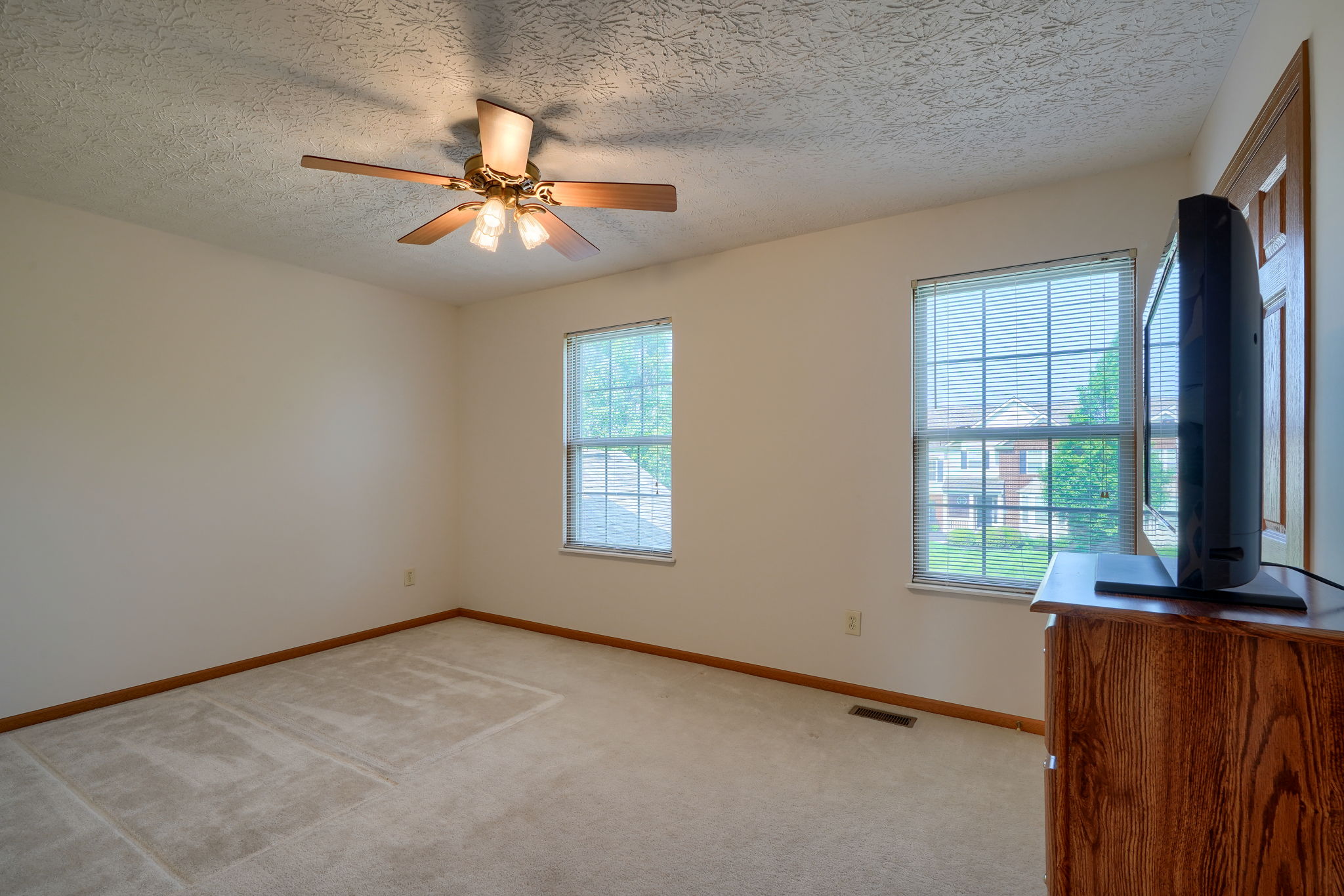 1300 Sotherby Crossing (51)