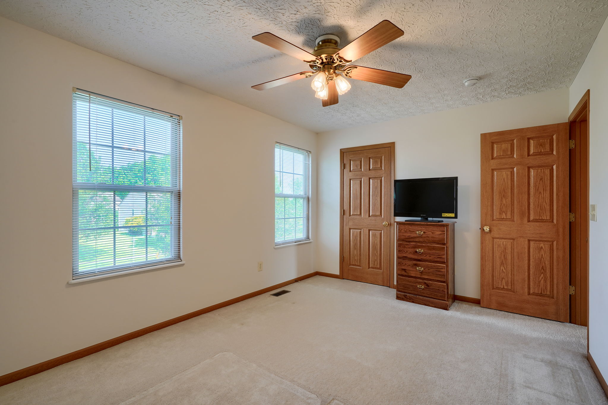 1300 Sotherby Crossing (52)