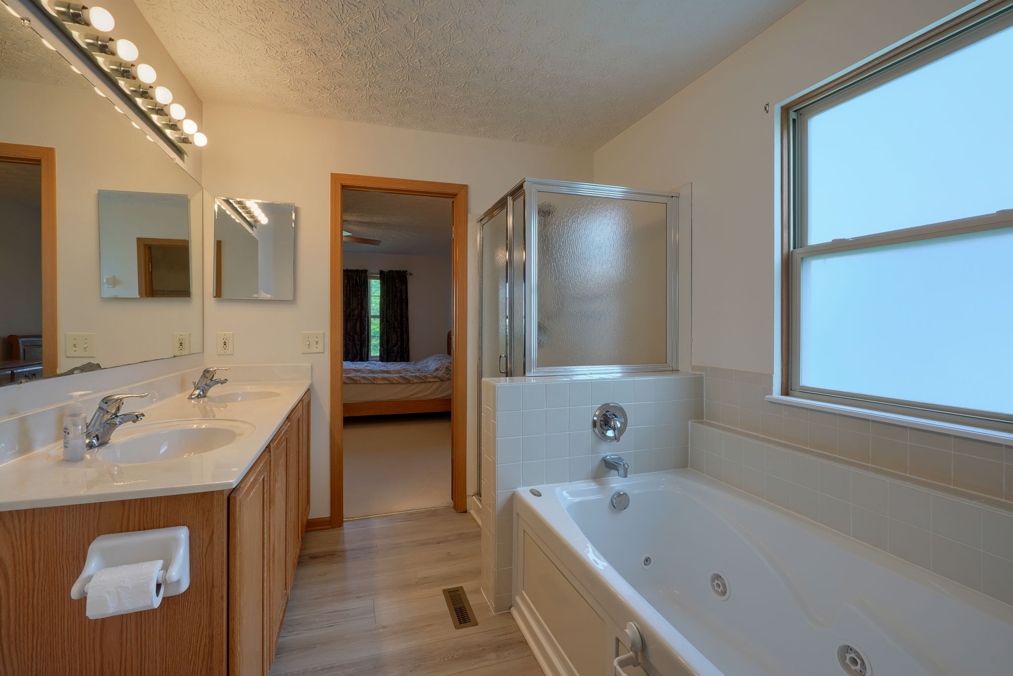 1300 Sotherby Crossing (58)