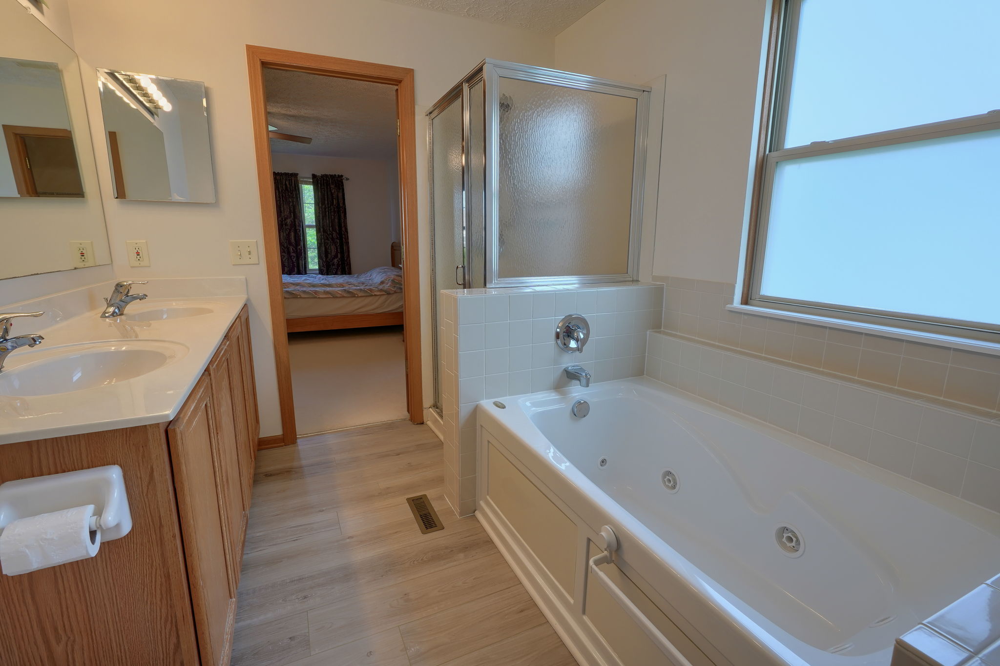 1300 Sotherby Crossing (59)